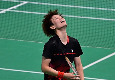 陷入舆论漩 陷入舆论漩