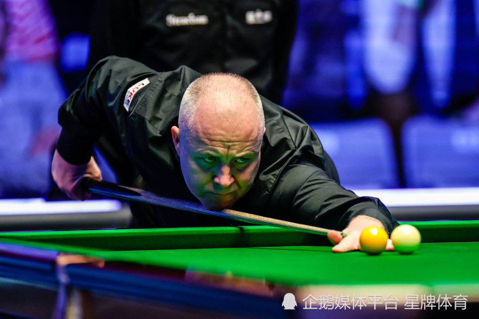 同样表现出 同样表现出