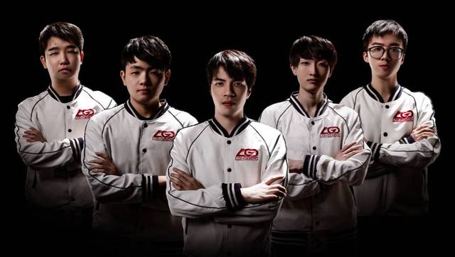 连续命中肘 连续命中肘